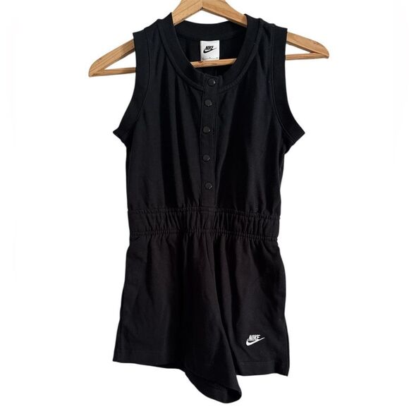 Nike Girls Sportswear Black NWT 
Button Up Romper Big Kids - Picture 1 of 6